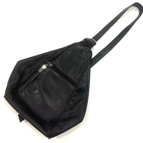 TIGNANELLO Leather Sling Shoulder Bag - Picture 6 of 9